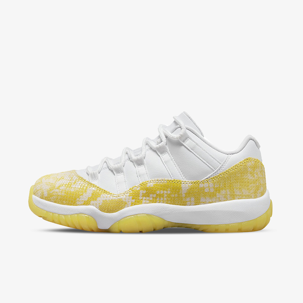 air jordan 11 retro low skroutz