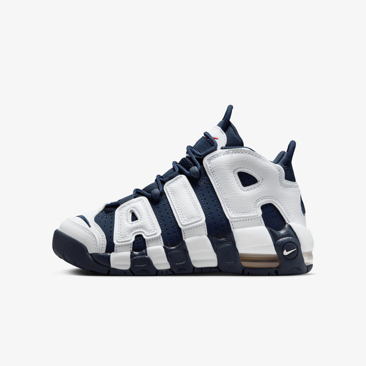 Nike Air More Uptempo sneakers για τολμηρές επιλογές Buzz