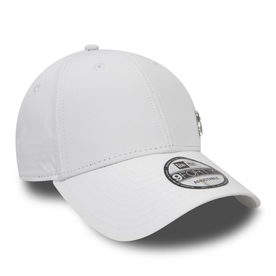 NEW ERA MLB FLAWLESS LOGO BASIC 940 NEYYAN 
