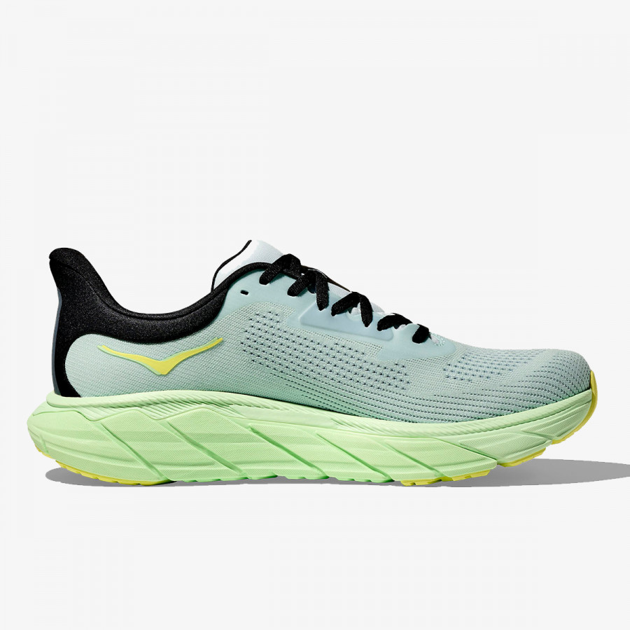 HOKA Arahi 7 