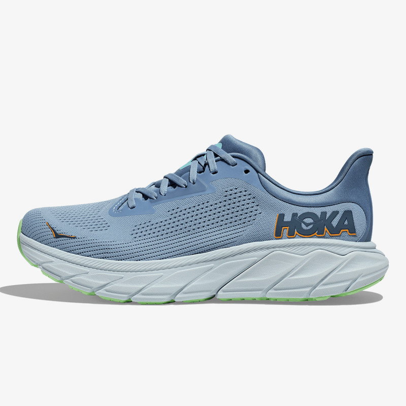 HOKA Arahi 7 