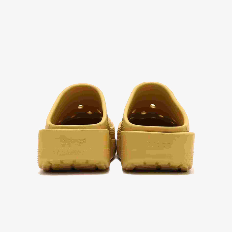 CROCS Classic Blunt Toe 