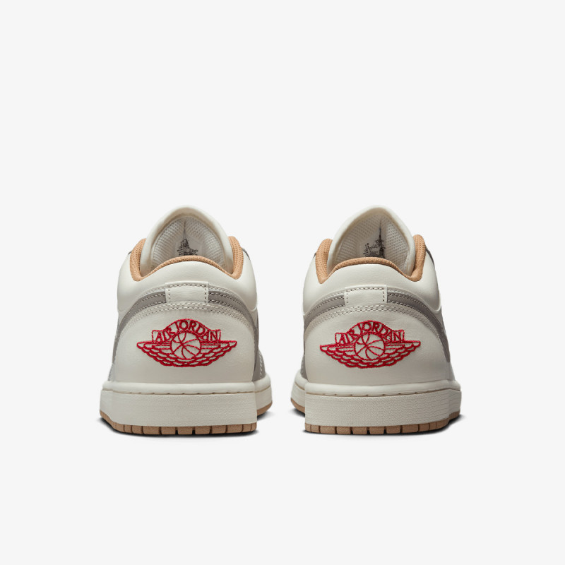 NIKE AIR JORDAN 1 LOW 