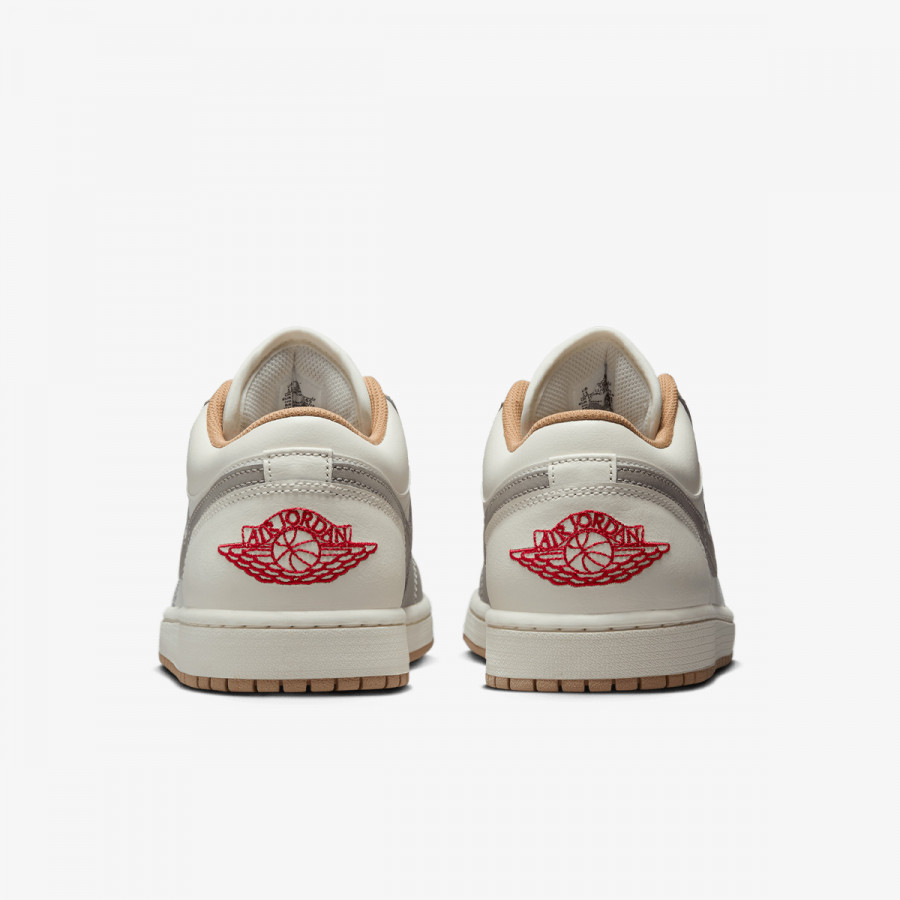 NIKE AIR JORDAN 1 LOW 