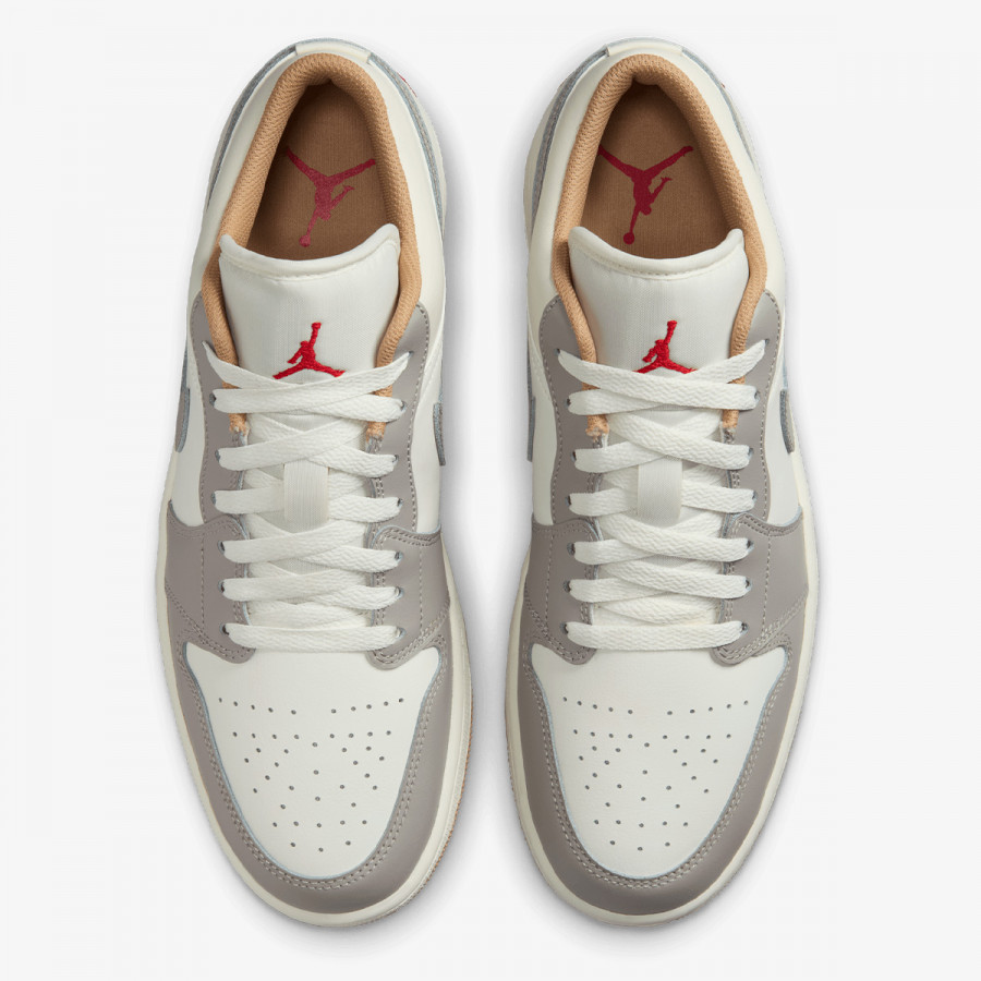 NIKE AIR JORDAN 1 LOW 