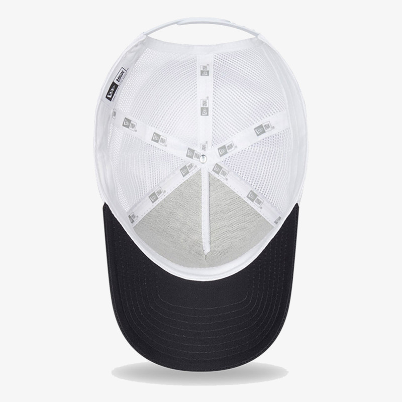 NEW ERA KAPA LICENSE PLATE TRUCKER NEWERA NVYWHI 