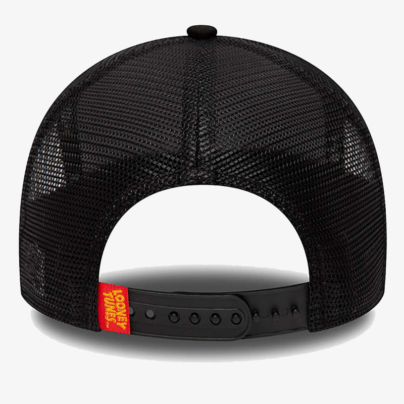 NEW ERA LOONEY TUNES TRUCKER 