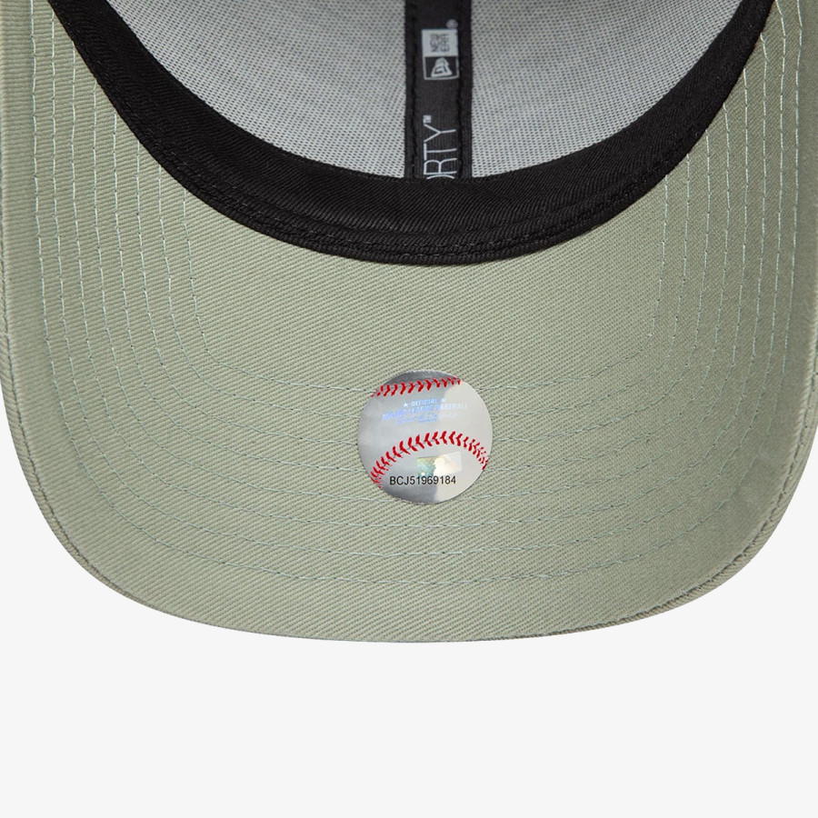 NEW ERA League Essential 