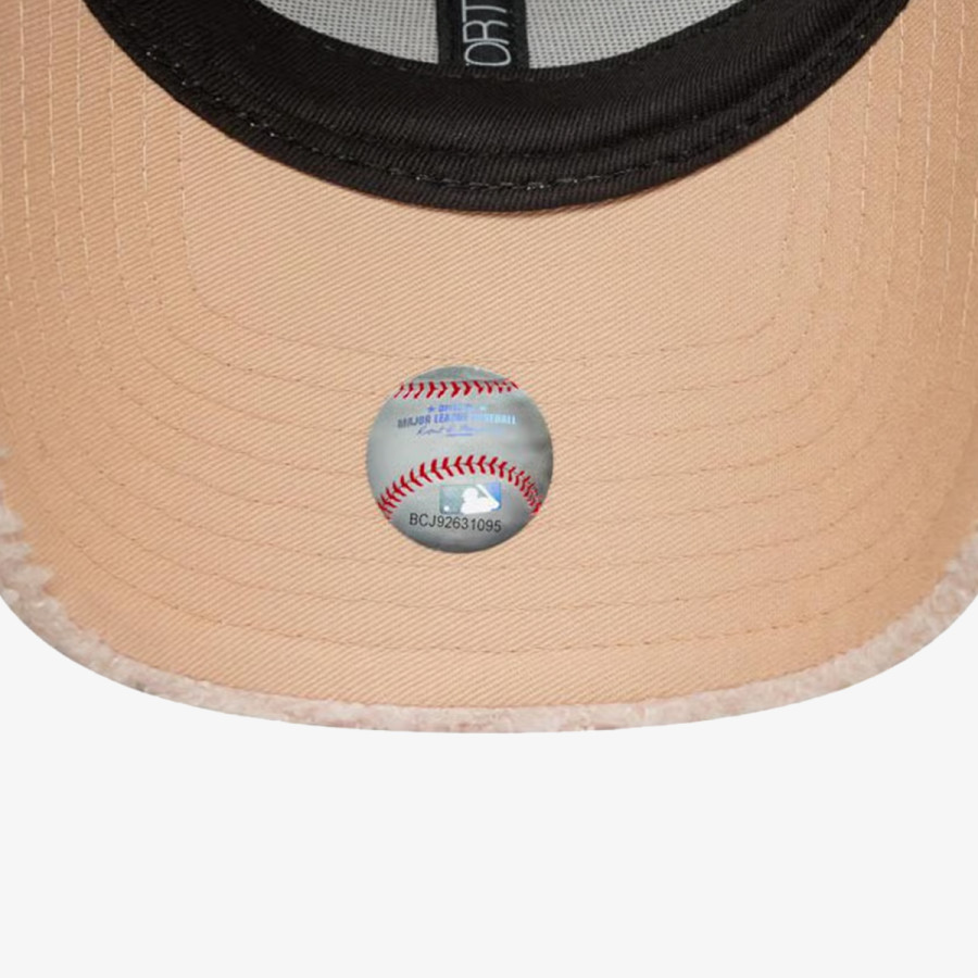 NEW ERA FEMALE BORG 9FORTY® 
