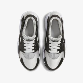 NIKE Huarache Run 