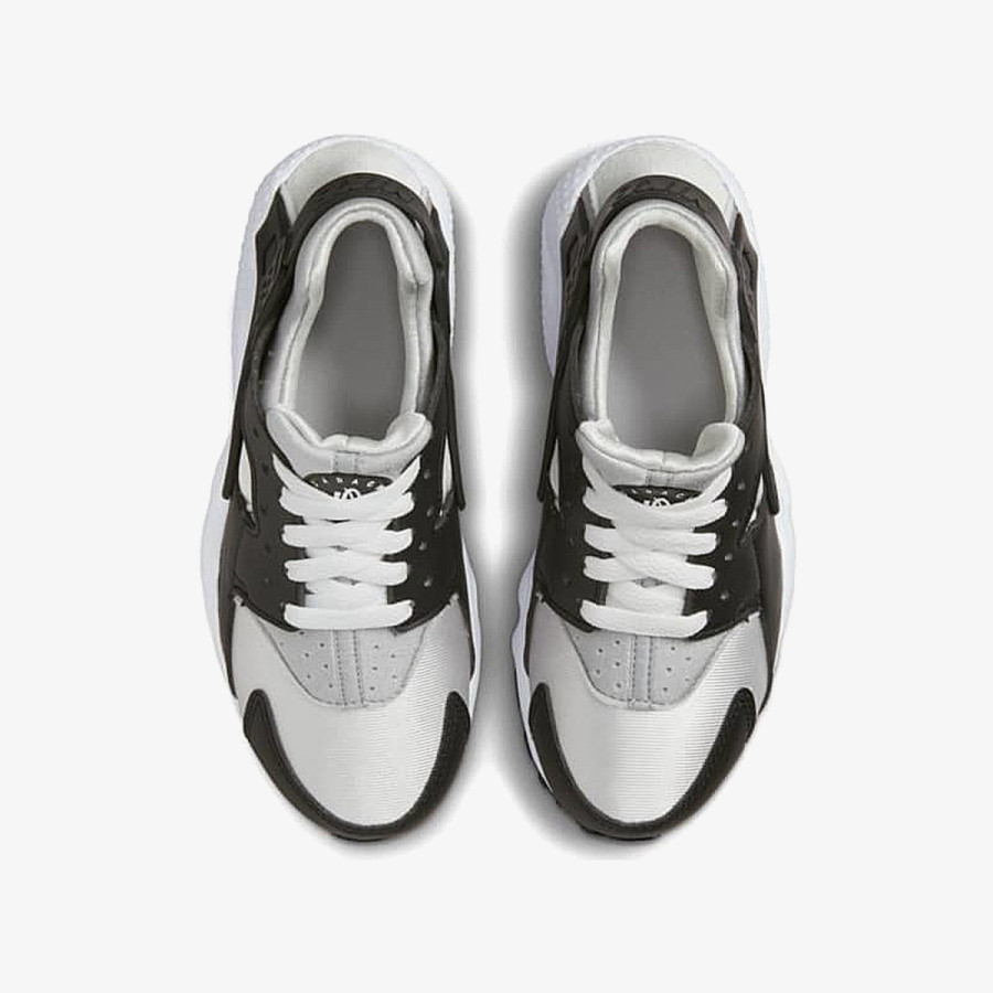NIKE Huarache Run 