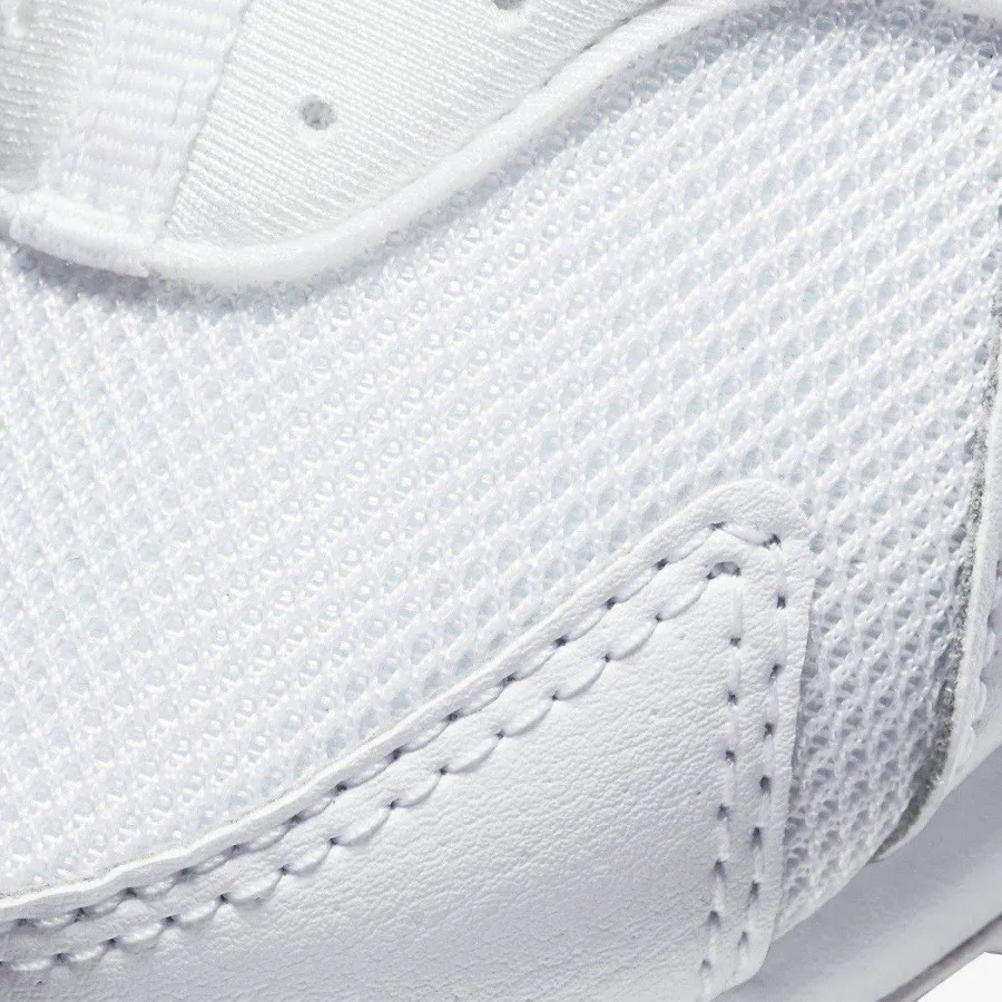 NIKE HUARACHE RUN 