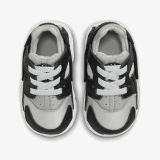 NIKE HUARACHE RUN BT 