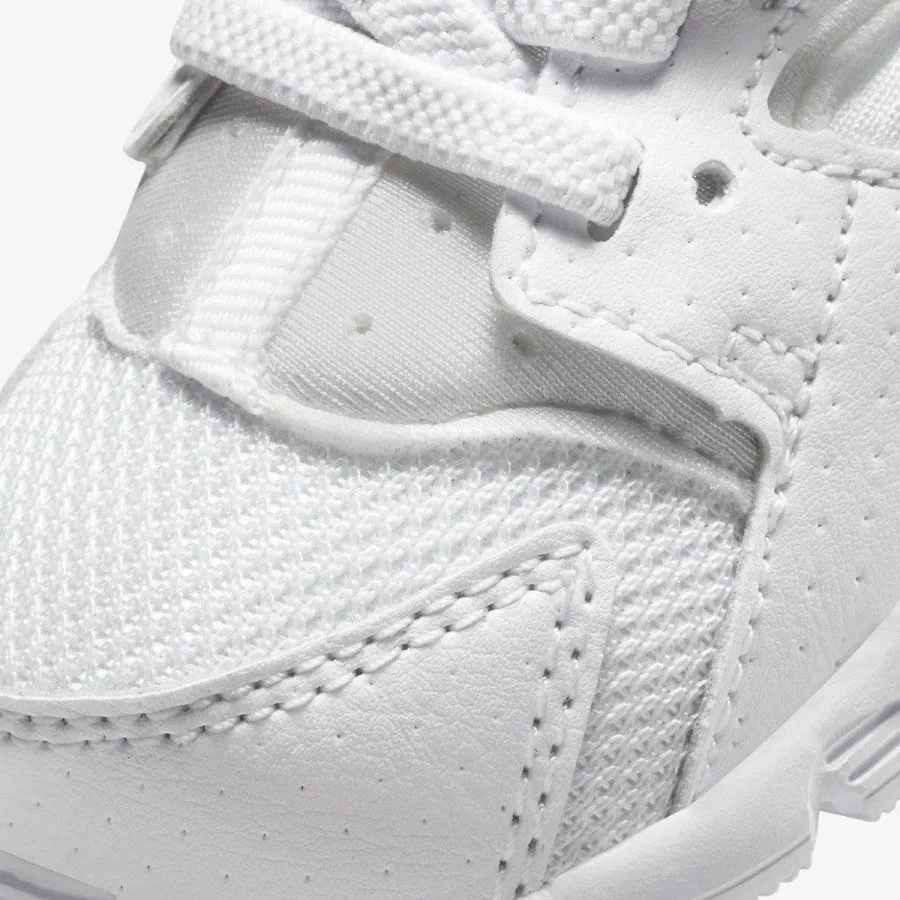 NIKE HUARACHE RUN 