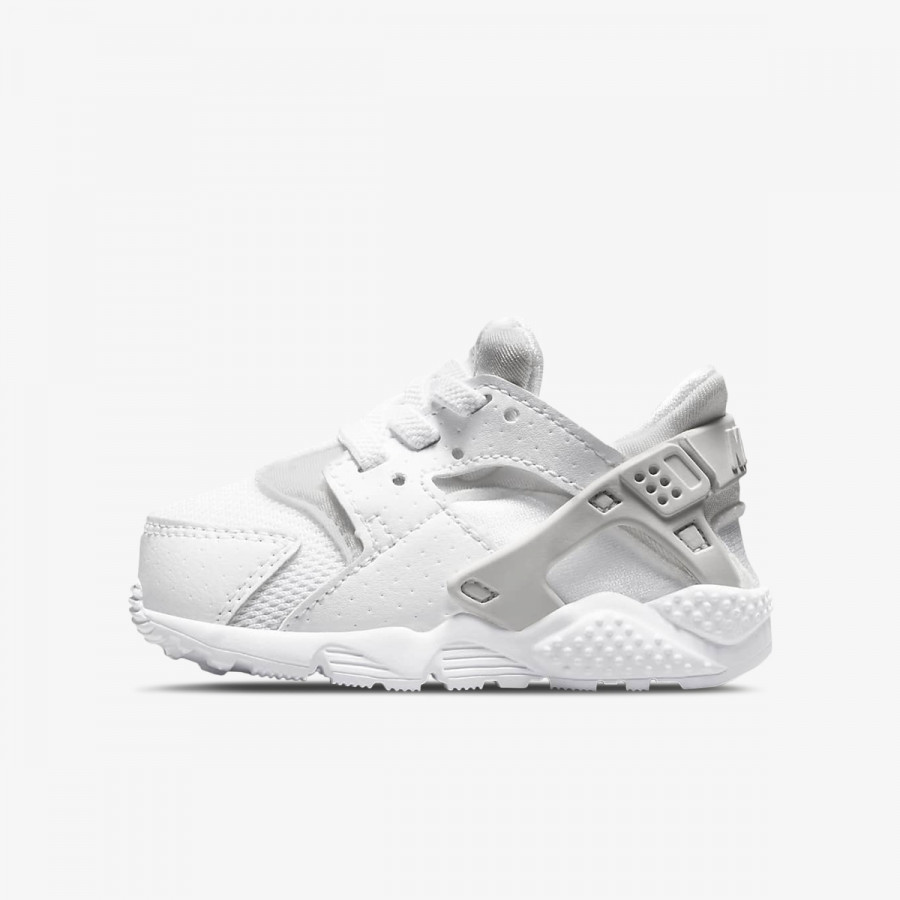 NIKE Huarache Run 