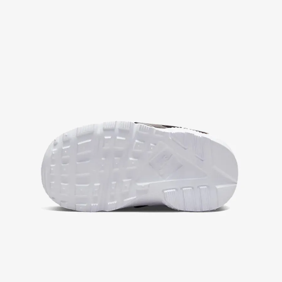 NIKE Huarache Run 