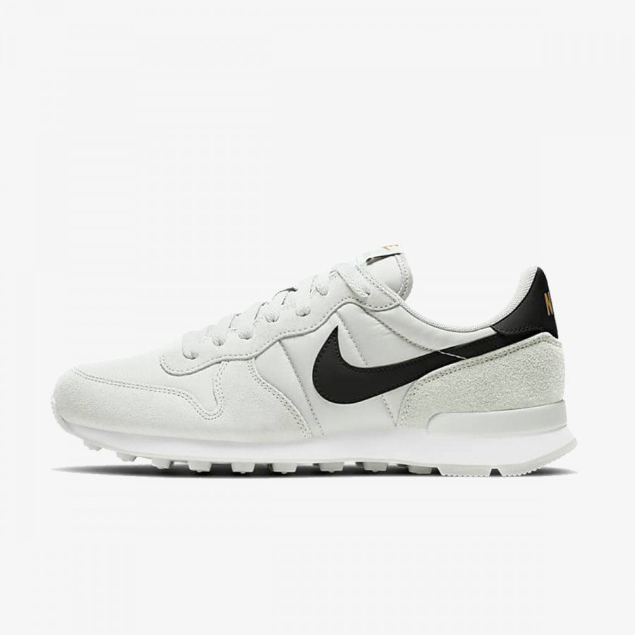 NIKE W INTERNATIONALIST 