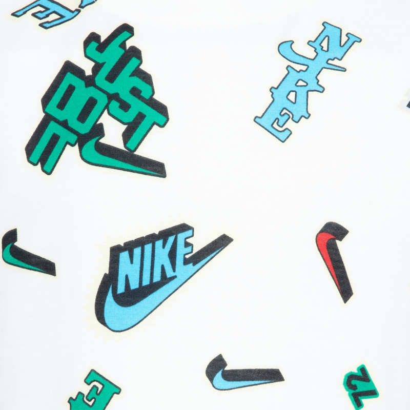 NIKE NKB VARZITY AOP TEE 