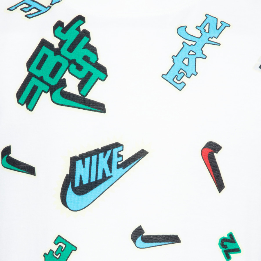 NIKE NKB VARZITY AOP TEE 