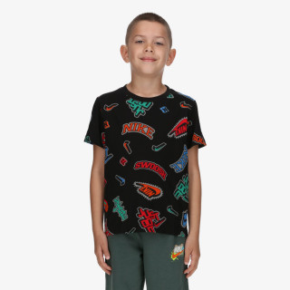 NIKE NKB VARZITY AOP TEE 