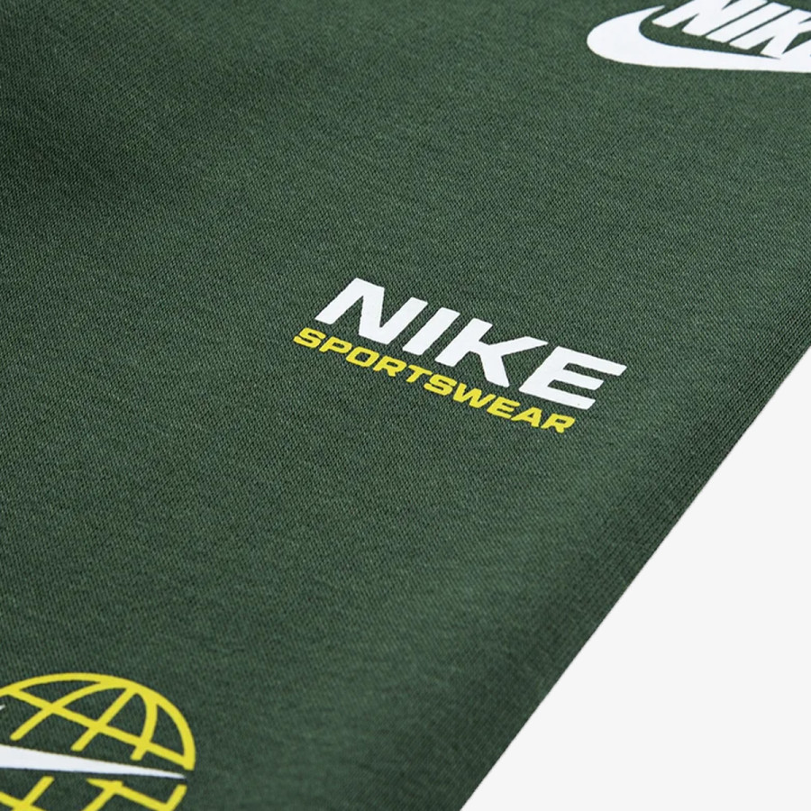 NIKE Sportswear 