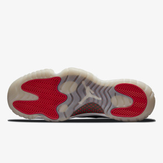 NIKE AIR JORDAN 11 RETRO LOW 