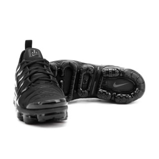 NIKE Air VaporMax Plus 