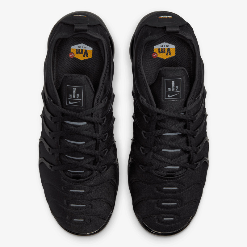 NIKE Air VaporMax Plus 