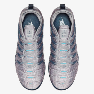 NIKE AIR VAPORMAX PLUS 