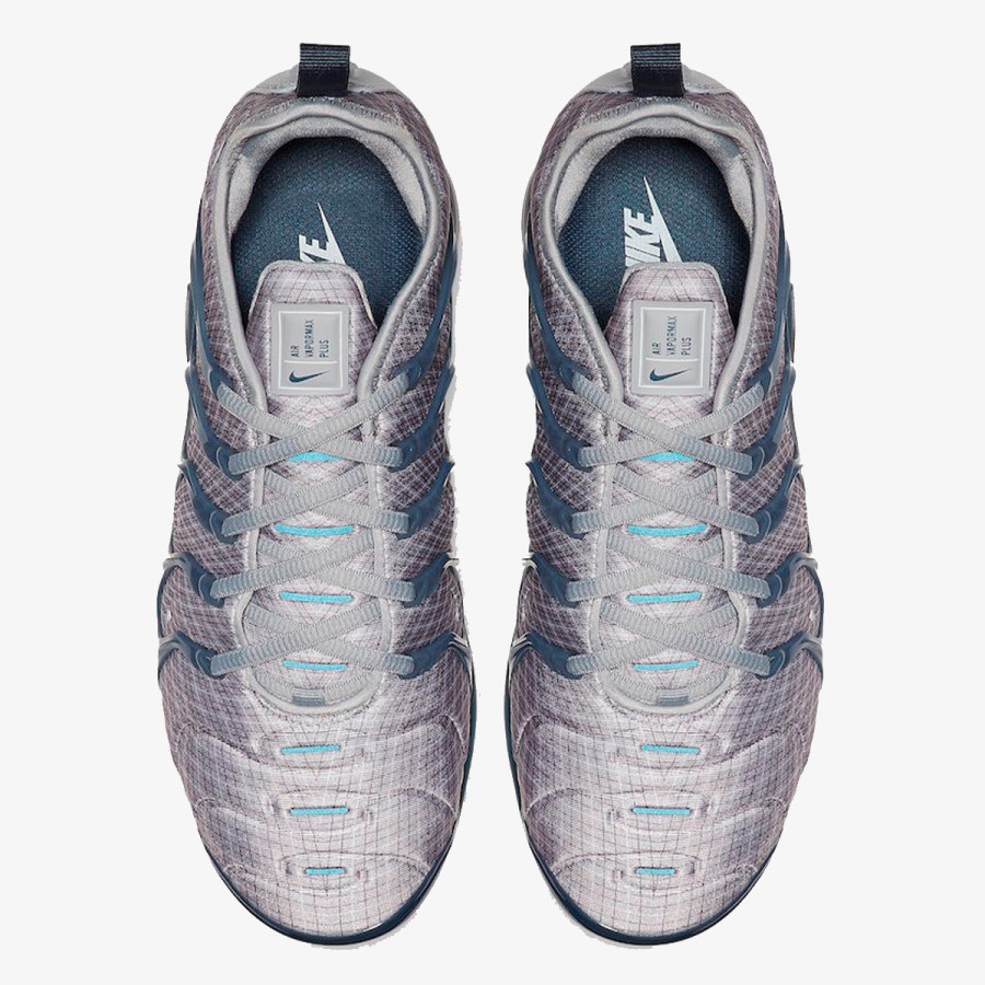 NIKE AIR VAPORMAX PLUS 