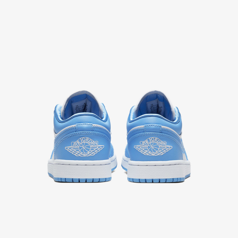 NIKE Air Jordan 1 Low 