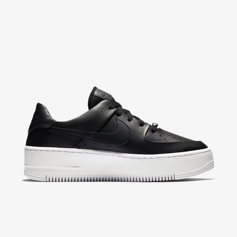 NIKE Air Force 1 Sage Low 
