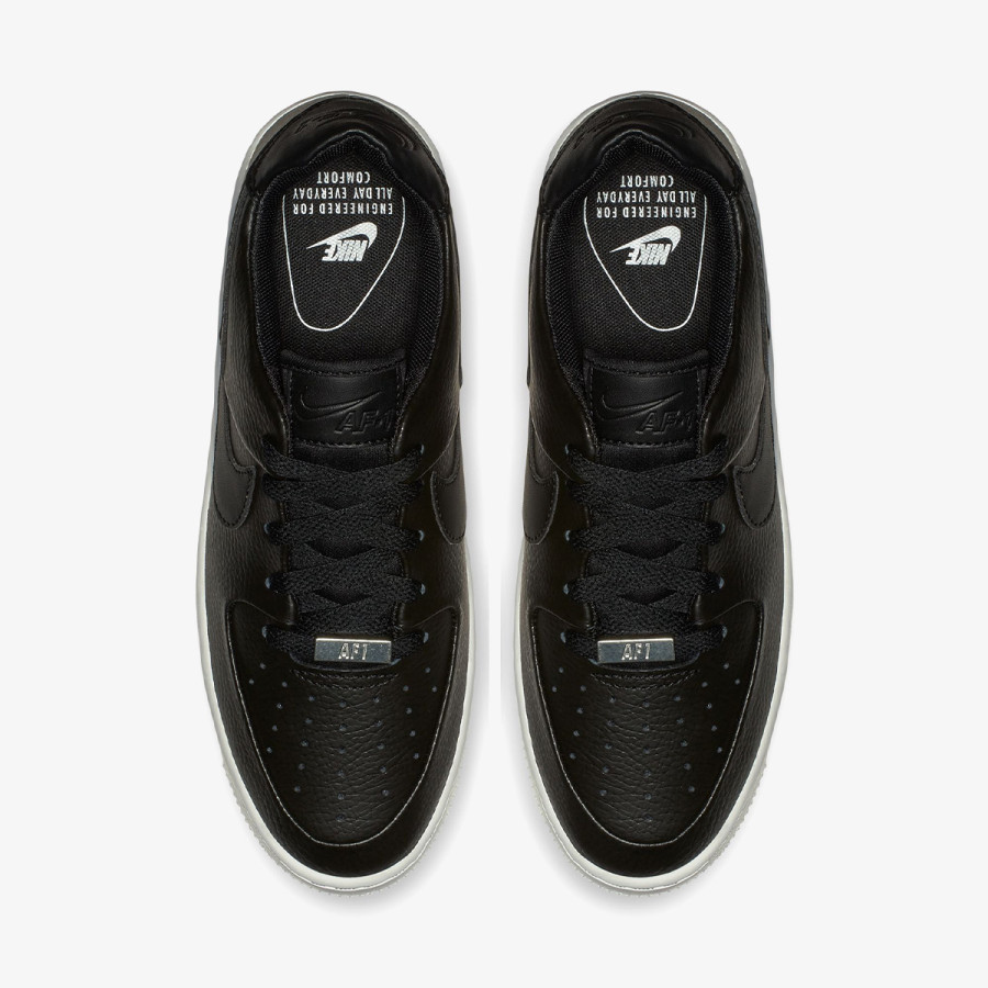 NIKE Air Force 1 Sage Low 