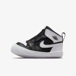 NIKE Jordan 1 