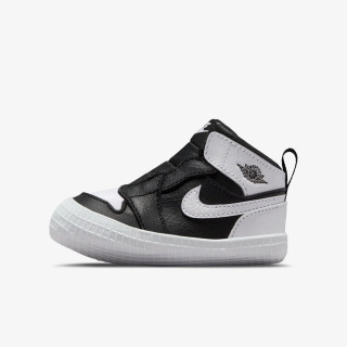 NIKE Jordan 1 
