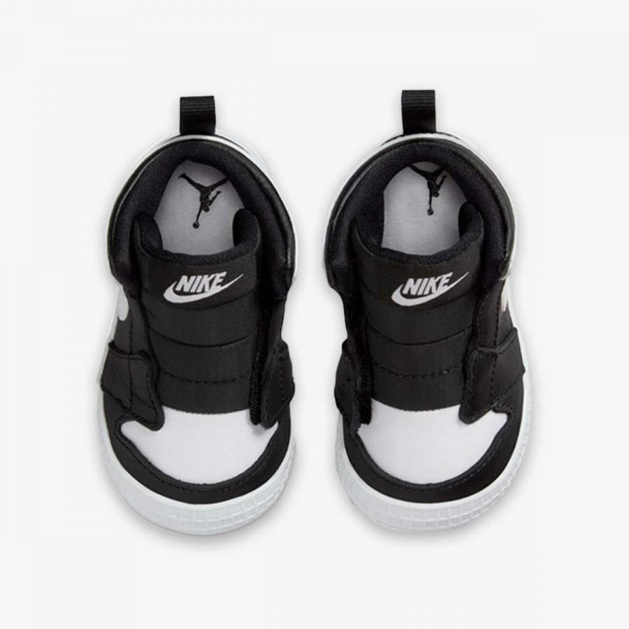 NIKE Jordan 1 