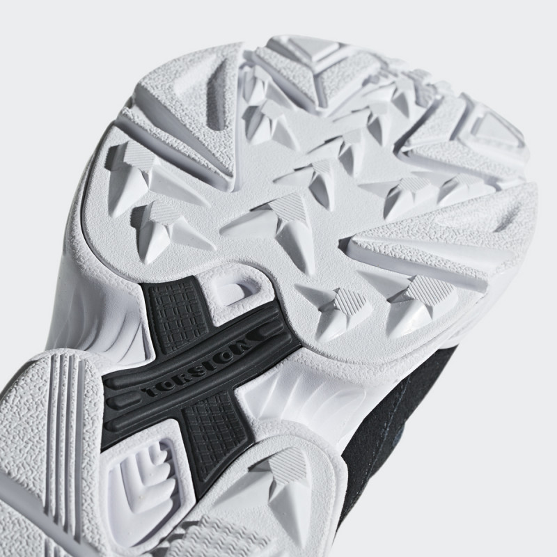 adidas Falcon W 