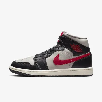 NIKE Air Jordan 1 