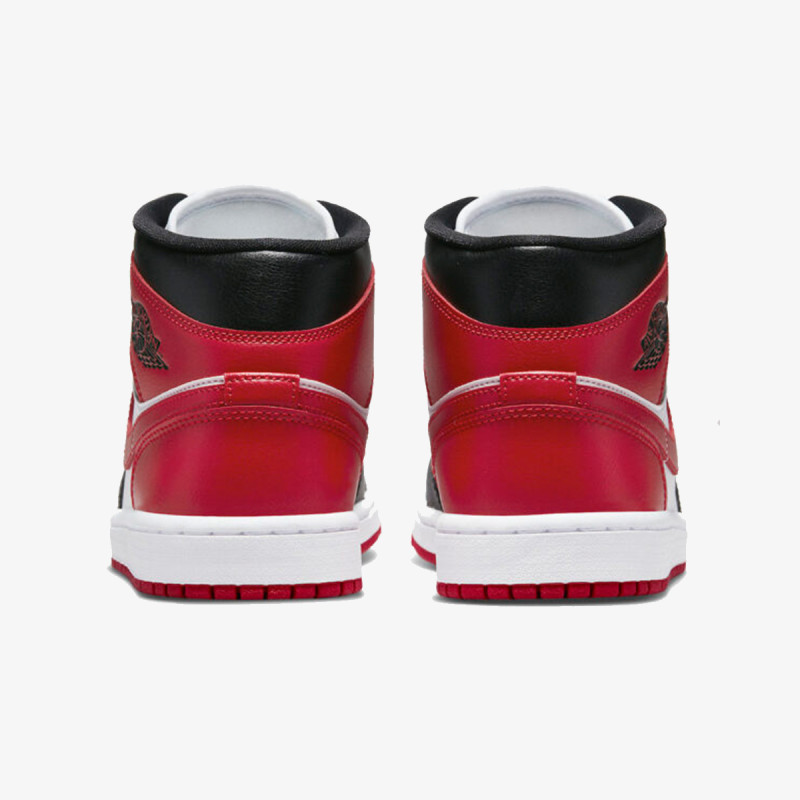 NIKE Air Jordan 1 