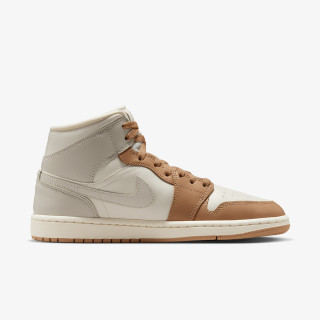 NIKE WMNS AIR JORDAN 1 MID 