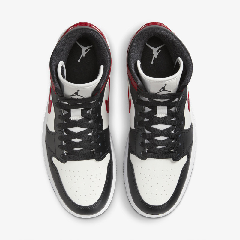NIKE Air Jordan 1 