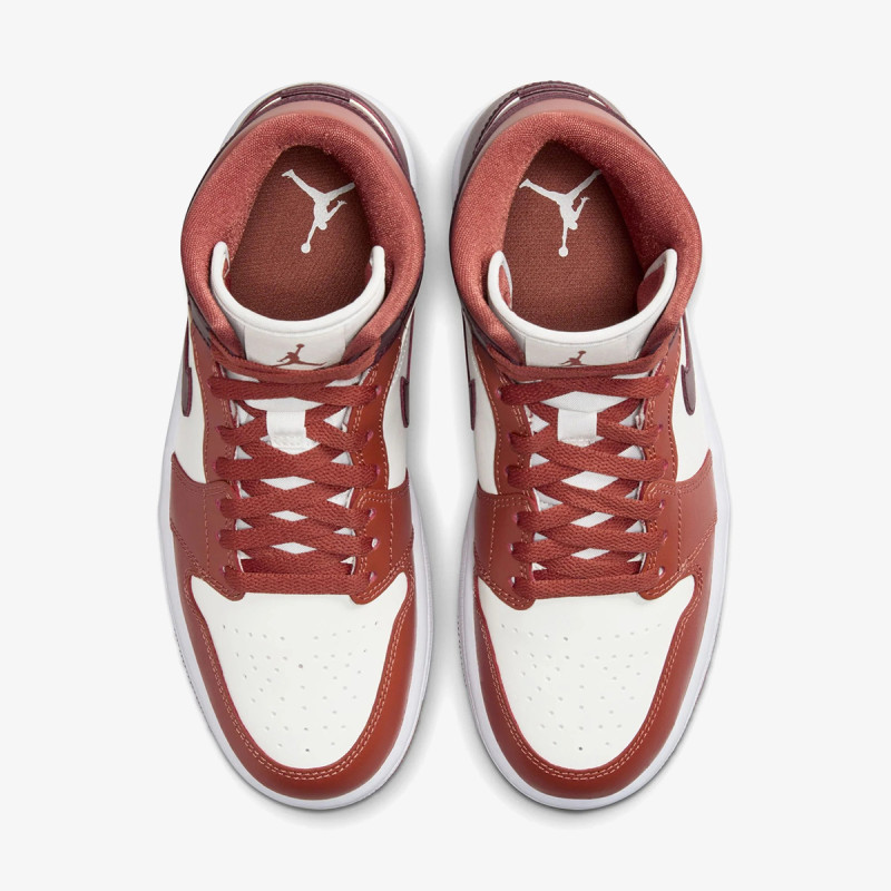 NIKE Air Jordan 1 