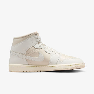 NIKE Air Jordan 1 