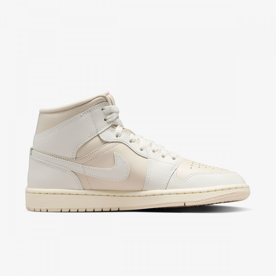 NIKE Air Jordan 1 