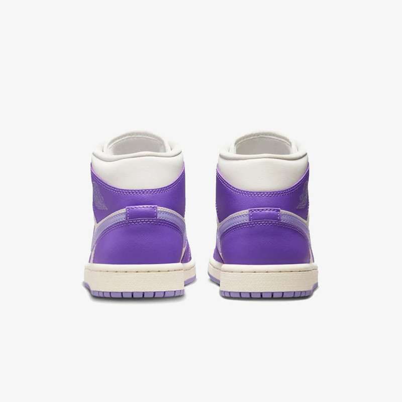 NIKE Air Jordan 1 