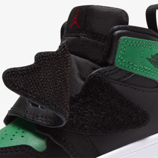 NIKE SKY JORDAN 1 BT 