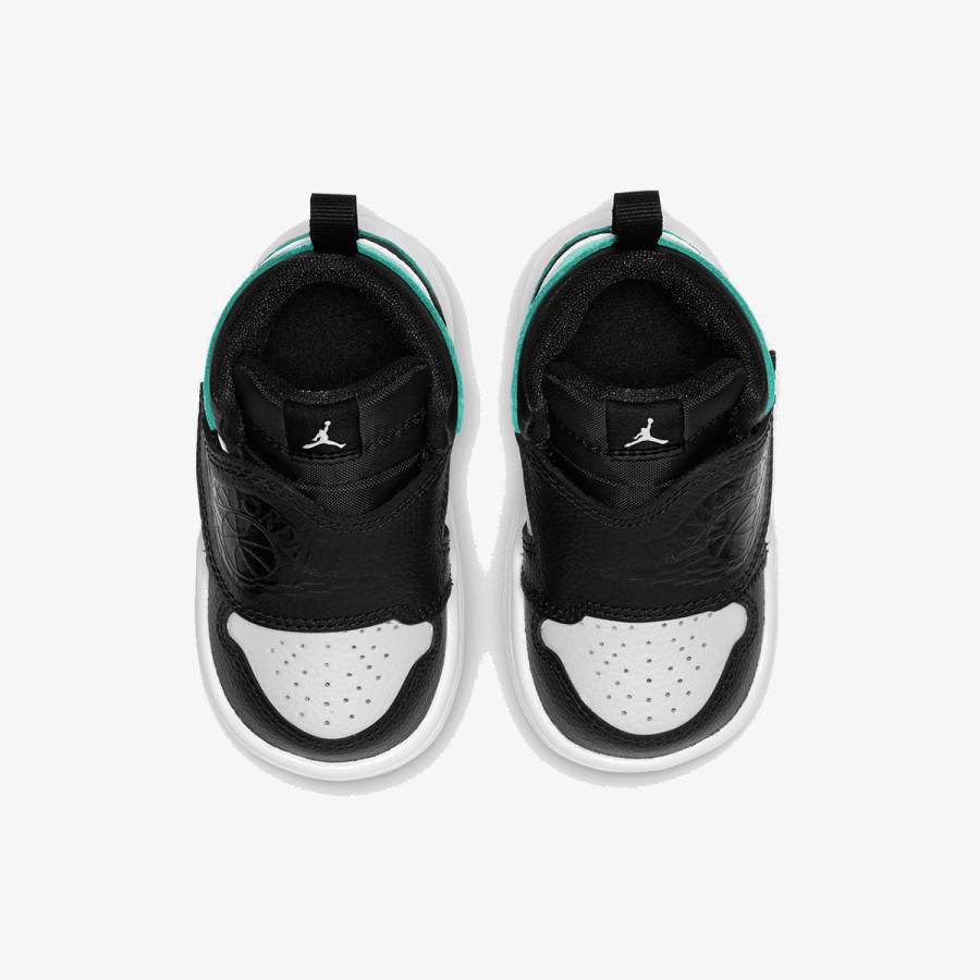 NIKE SKY JORDAN 1 BT 