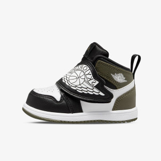 NIKE Sky Jordan 1 