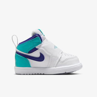 NIKE Sky Jordan 1 