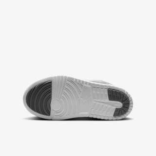 NIKE SKY JORDAN 1 BP 